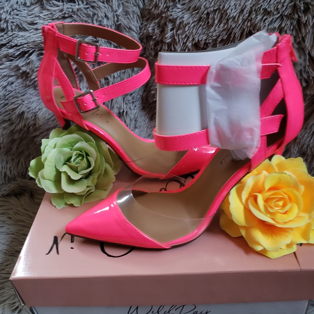 Women's shoes
